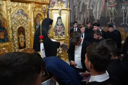 Momente de recunoştinţă pentru Episcopul Melchisedec Ştefănescu, la Seminarul Teologic din Galaţi – fotografia 27
