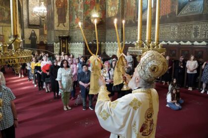 Rugăciune, comuniune şi manifestare a iubirii fraterne în Arhiepiscopia Dunării de Jos – fotografia 20