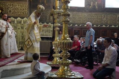 Rugăciune, comuniune şi manifestare a iubirii fraterne în Arhiepiscopia Dunării de Jos – fotografia 26