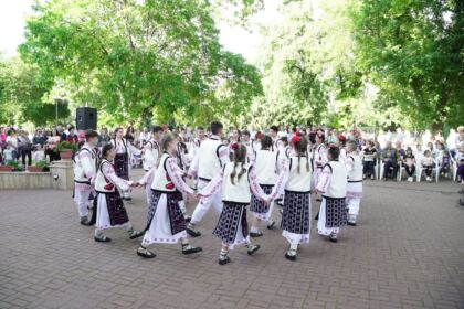 Manifestări cultural-artistice de Ziua Copilului la Galaţi – fotografia 9