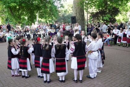 Manifestări cultural-artistice de Ziua Copilului la Galaţi – fotografia 18