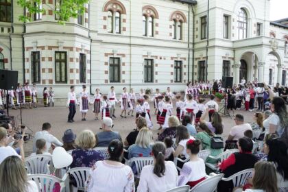 Manifestări cultural-artistice de Ziua Copilului la Galaţi – fotografia 23