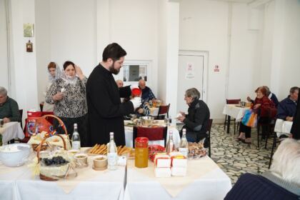 Rugăciune şi faptă milostivă în Duminica Înfricoşătoarei Judecăţi – fotografia 13