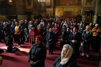 Rugăciune şi faptă milostivă în Duminica Înfricoşătoarei Judecăţi – fotografia 14
