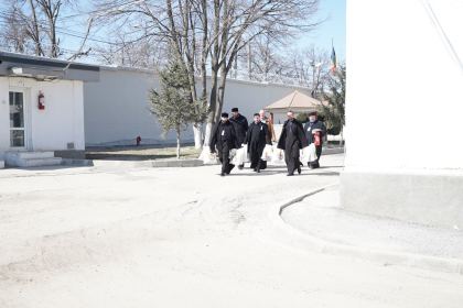 Rugăciune şi faptă milostivă în Duminica Înfricoşătoarei Judecăţi – fotografia 4