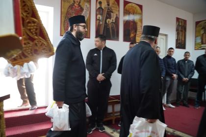Rugăciune şi faptă milostivă în Duminica Înfricoşătoarei Judecăţi – fotografia 7