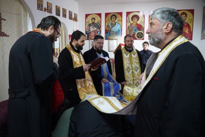Rugăciune şi faptă milostivă în Duminica Înfricoşătoarei Judecăţi – fotografia 12