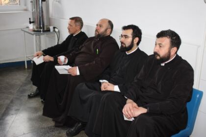 Preoţi şi credincioşi brăileni au donat sânge pentru semenii bolnavi – fotografia 4