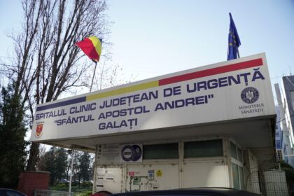Rugăciune şi binecuvântare pentru bolnavii şi cadrele medicale de la Spitalul „Sf. Ap. Andrei“ din Galaţi – fotografia 1