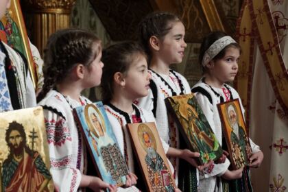 Duminica Ortodoxiei sărbătorită în Arhiepiscopia Dunării de Jos – fotografia 7