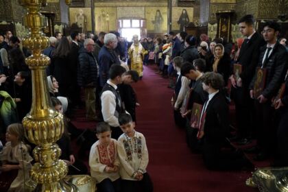 Duminica Ortodoxiei sărbătorită în Arhiepiscopia Dunării de Jos – fotografia 27