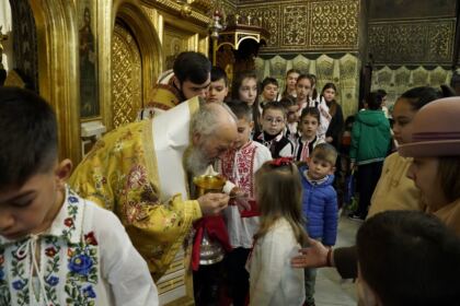 Duminica Ortodoxiei sărbătorită în Arhiepiscopia Dunării de Jos – fotografia 31