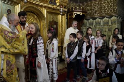 Duminica Ortodoxiei sărbătorită în Arhiepiscopia Dunării de Jos – fotografia 33