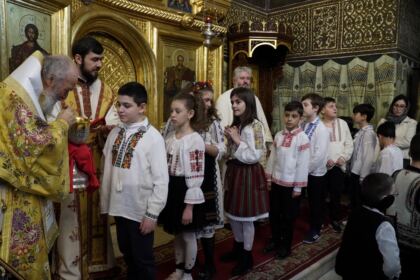 Duminica Ortodoxiei sărbătorită în Arhiepiscopia Dunării de Jos – fotografia 35
