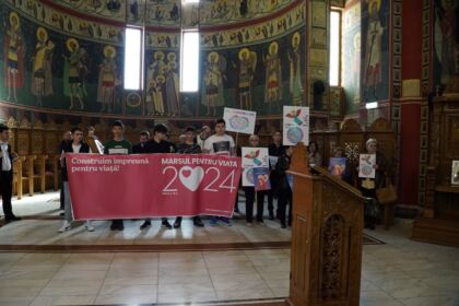 Ediţia a 14-a a „Marşului pentru viaţă“ în Arhiepiscopia Dunării de Jos – fotografia 16