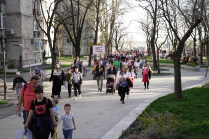 Ediţia a 14-a a „Marşului pentru viaţă“ în Arhiepiscopia Dunării de Jos – fotografia 20