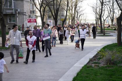 Ediţia a 14-a a „Marşului pentru viaţă“ în Arhiepiscopia Dunării de Jos – fotografia 22