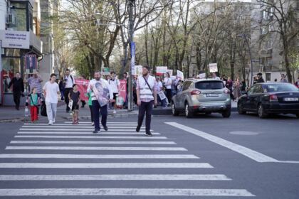 Ediţia a 14-a a „Marşului pentru viaţă“ în Arhiepiscopia Dunării de Jos – fotografia 23