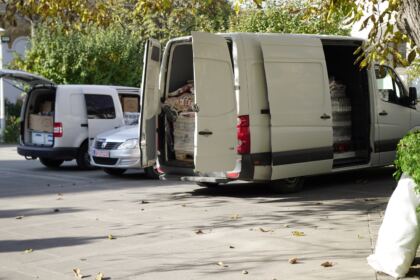 Daruri pentru sinistraţii din judeţul Galaţi din partea Mănăstirii Hadâmbu – fotografia 19