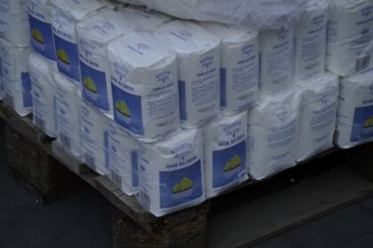 Daruri pentru sinistraţii din judeţul Galaţi din partea Mănăstirii Hadâmbu – fotografia 39