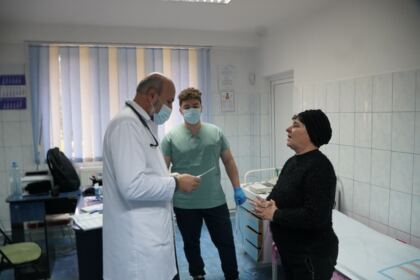 Caravane medicale în localităţile Cuza Vodă şi Cudalbi – fotografia 11