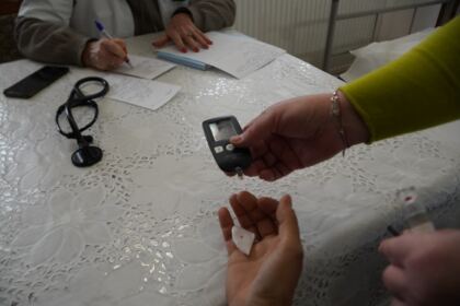 Caravane medicale în localităţile Cuza Vodă şi Cudalbi – fotografia 27