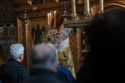 Slujire arhierească şi caravane medicale în Arhiepiscopia Dunării de Jos – fotografia 10
