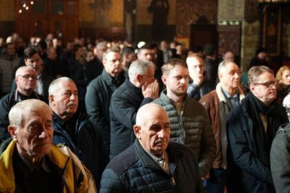 Slujire arhierească şi caravane medicale în Arhiepiscopia Dunării de Jos – fotografia 29