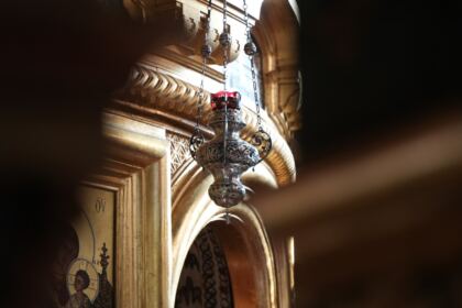 Slujire arhierească şi caravane medicale în Arhiepiscopia Dunării de Jos – fotografia 37