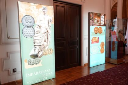 Vernisajul expoziției „Inscripții creștine în emisiuni monetare (sec. IV – XXI)“ – fotografia 11