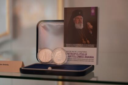 Vernisajul expoziției „Inscripții creștine în emisiuni monetare (sec. IV – XXI)“ – fotografia 14