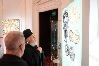 Vernisajul expoziției „Inscripții creștine în emisiuni monetare (sec. IV – XXI)“ – fotografia 16