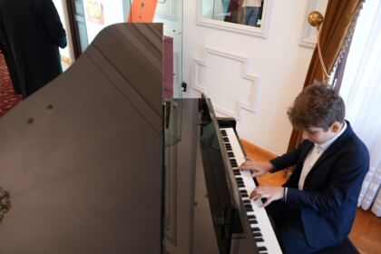 Vernisajul expoziției „Inscripții creștine în emisiuni monetare (sec. IV – XXI)“ – fotografia 18