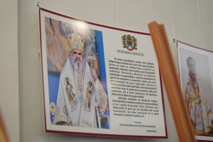 Simpozion interseminarial şi expoziţie la Muzeul eparhial din Galaţi – fotografia 16