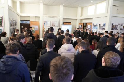 Simpozion interseminarial şi expoziţie la Muzeul eparhial din Galaţi – fotografia 21