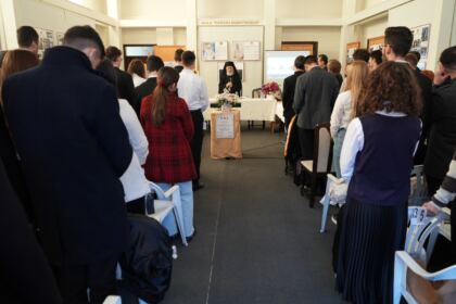 Simpozion interseminarial şi expoziţie la Muzeul eparhial din Galaţi – fotografia 22