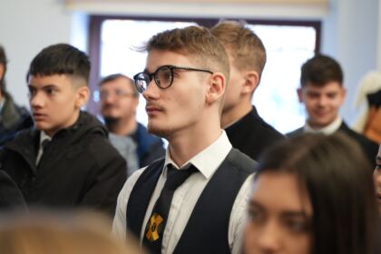 Simpozion interseminarial şi expoziţie la Muzeul eparhial din Galaţi – fotografia 28