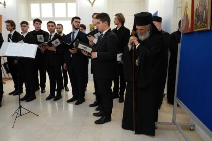 Ediţia a III-a a Expoziţiei de icoane „Apostolat la Dunărea de Jos“ – fotografia 46