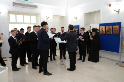 Ediţia a III-a a Expoziţiei de icoane „Apostolat la Dunărea de Jos“ – fotografia 47