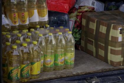Arhiepiscopia Romanului şi Bacăului a trimis ajutoare în zona sinistrată – fotografia 11
