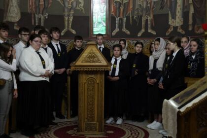 Revedere după trei decenii la Seminarul Teologic „Sf. Andrei“ din Galaţi – fotografia 2