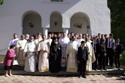 Revedere după trei decenii la Seminarul Teologic „Sf. Andrei“ din Galaţi – fotografia 47