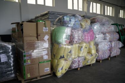Două transporturi cu ajutoare umanitare pentru sinistraţii din judeţul Galaţi – fotografia 4
