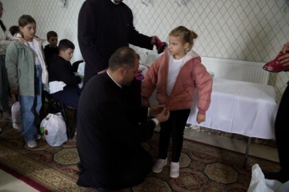 Programul eparhial pentru copiii sinistraţi continuă în Arhiepiscopia Dunării de Jos – fotografia 26
