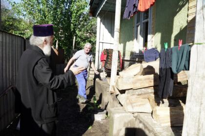 Lemne de fag oferite sinistraţilor din judeţul Galaţi – fotografia 58