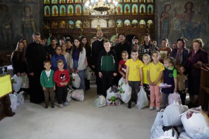 Articole vestimentare noi pentru familiile sinistrate din judeţul Galaţi – fotografia 69