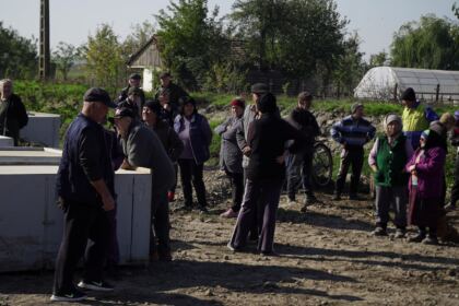 Noi transporturi cu lemne de fag pentru sinistraţi – fotografia 5
