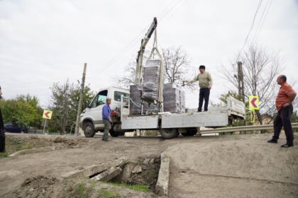 Un nou transport cu sobe a ajuns la sinitraţii din judeţul Galaţi – fotografia 39