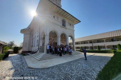 Pelerinaj la mănăstirile din zona Neamțului pentru 50 de copii din comuna Matca – fotografia 6