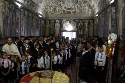 Seminarul Teologic gălăţean şi-a deschis porţile pentru un nou an şcolar – fotografia 4